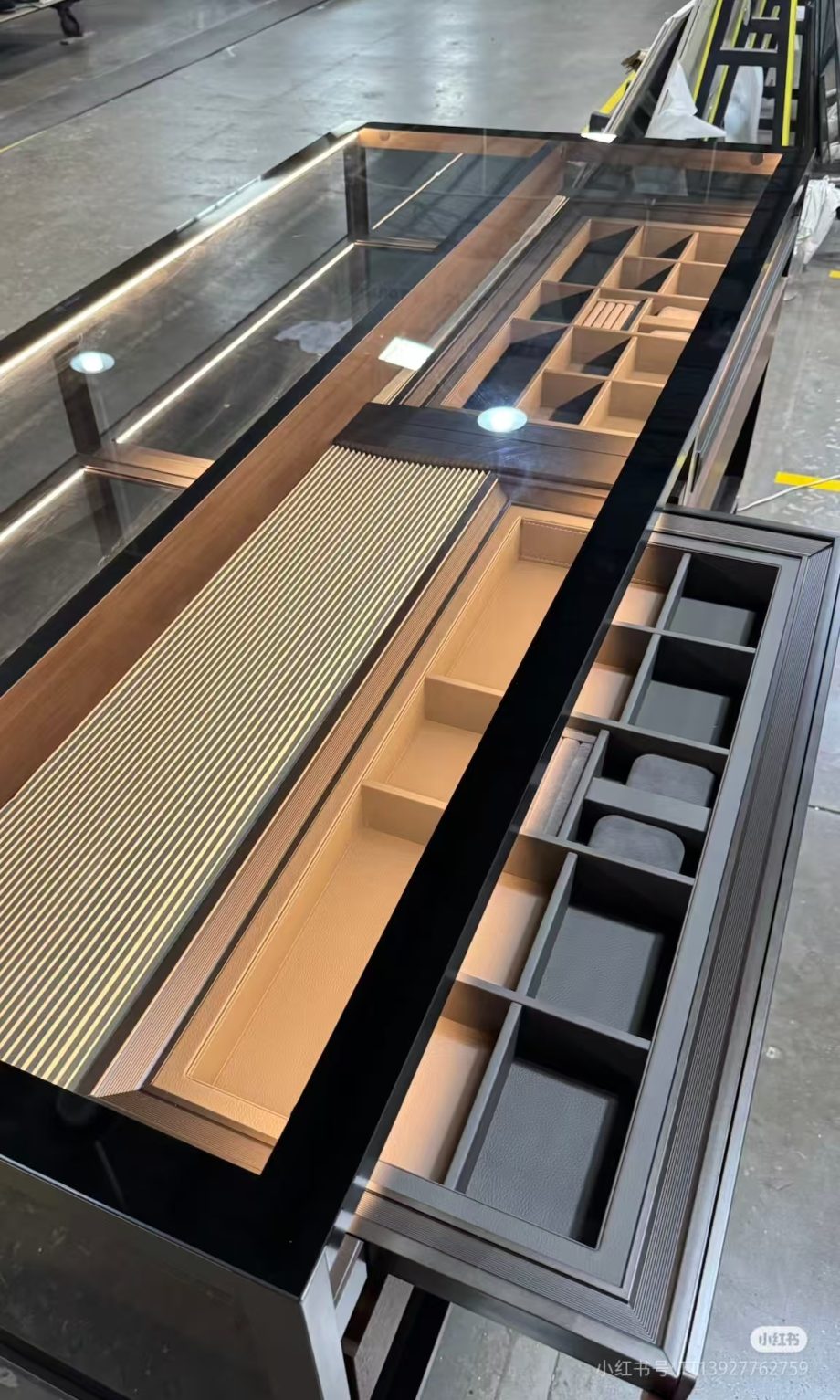 aluminum furniture