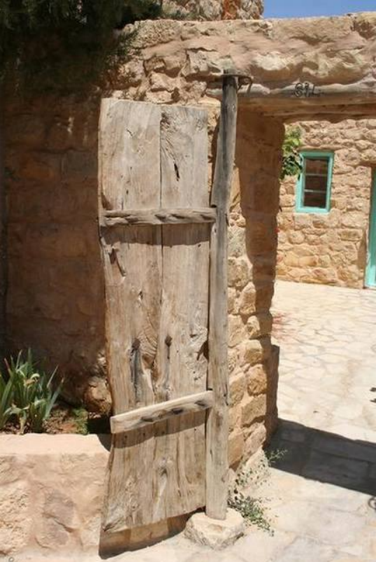 Indian pivot door